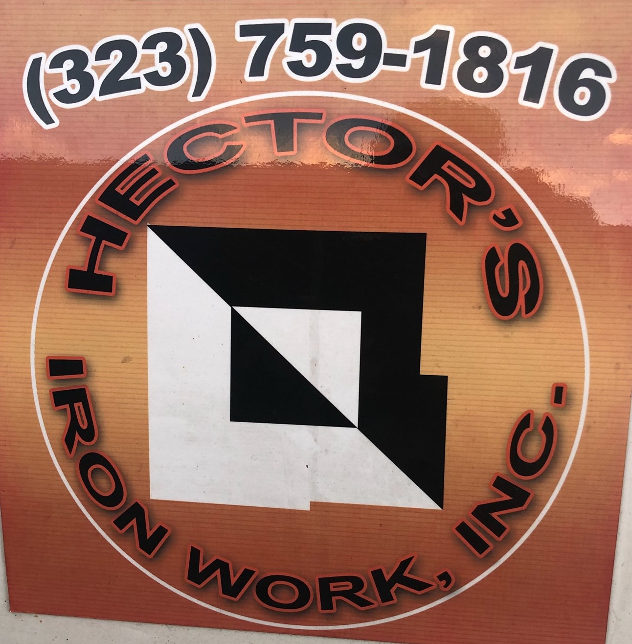 Hector's Welding Logo